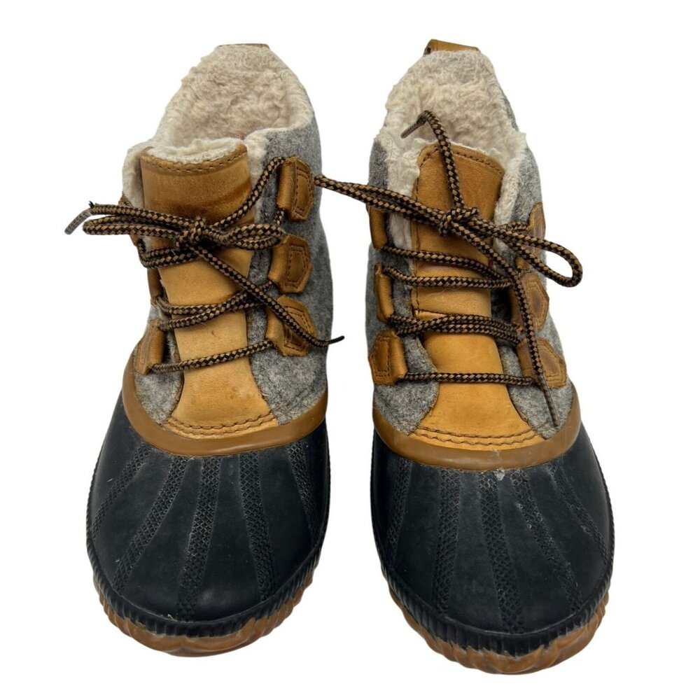Sorel Womens Classic Waterproof Boots Size 9 Natural Cozy Lace Up Outdoors